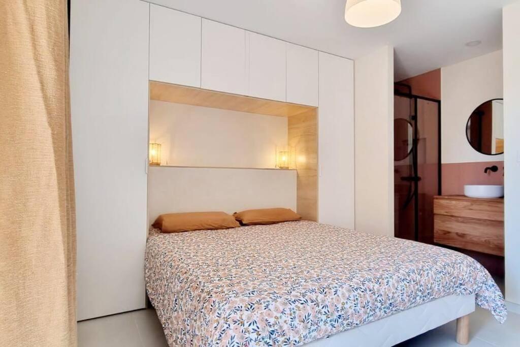 Appartement Au Centre Du Village Cargese Bagian luar foto